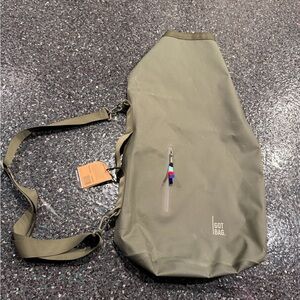 GOT BAG 32L Roll Top Dry Bag Recycled Materials Shoulder Strap Black Green NWT